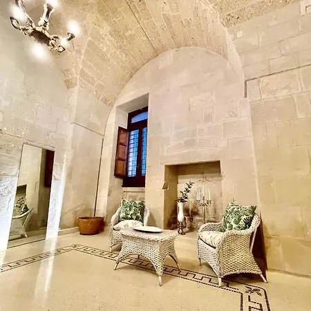 Masseria Mongio Dell'elefante Della Torre * 마르타노