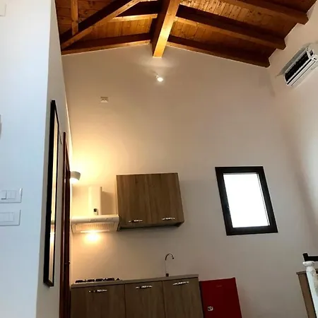 팜스테이 Masseria Mongio Dell'elefante Della Torre