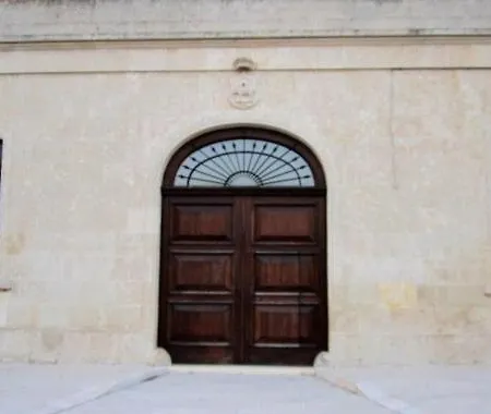 팜스테이 Masseria Mongio Dell'elefante Della Torre *